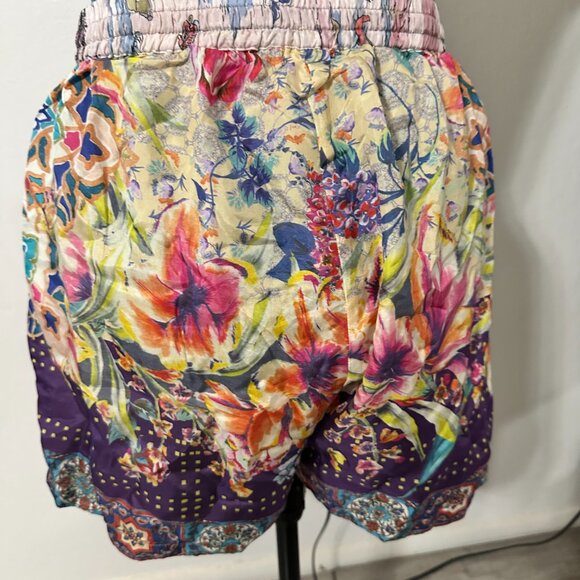 GUC Johnny Was Johnny Was Logan Silk Top and Shorts Set - Picture 7 of 8